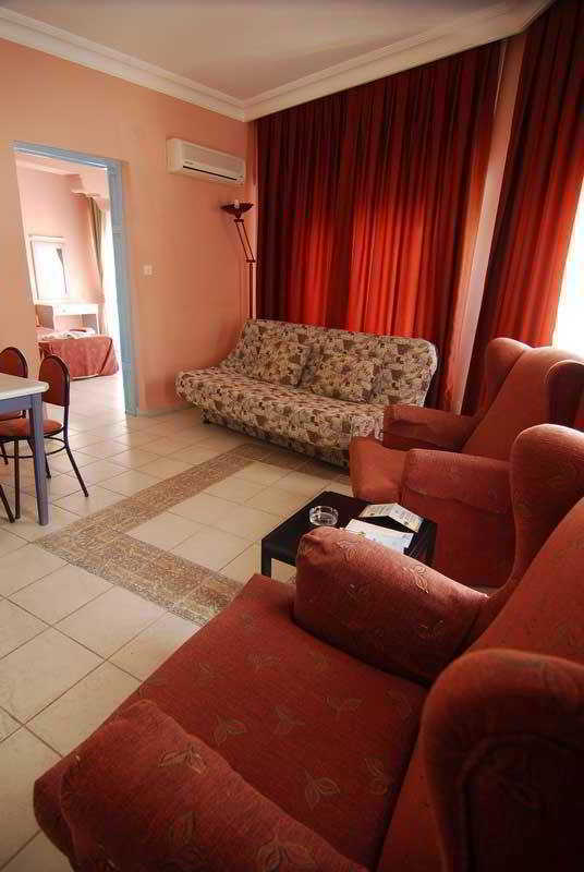 Akdeniz Apart Hotel Кушадасы Экстерьер фото